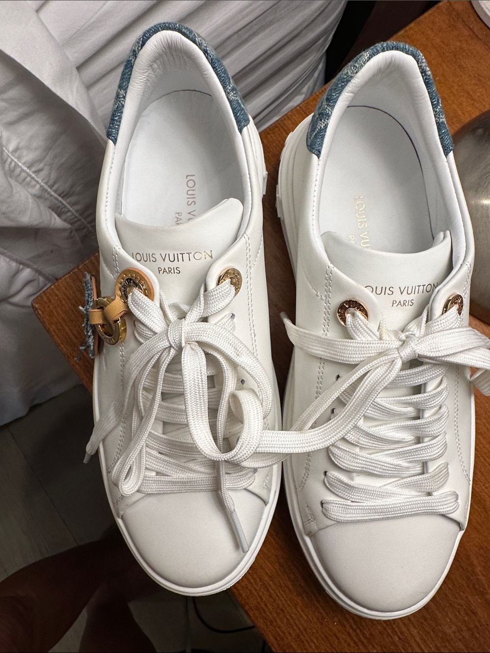 Louis Vuitton White Leather Low-Top Sneakers with Gold Accents - Picture 10 of 17